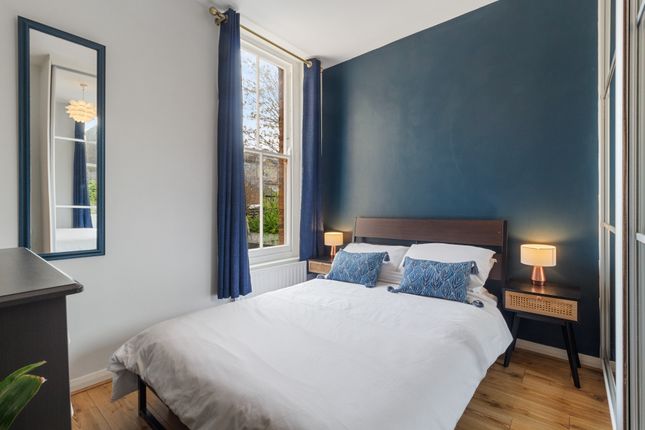 Flat for sale in Regina Road, London