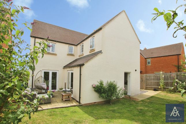 5, Northampton Road, Northamptonshire photo 4