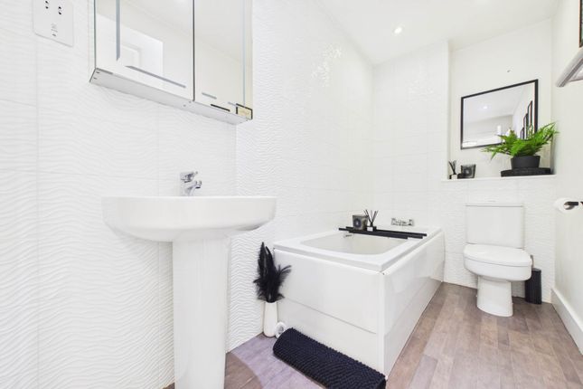 8, Tait Circle, Paisley photo 4