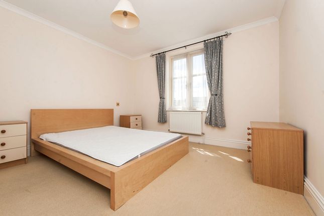 6, Chester House, Cheltenham photo 2
