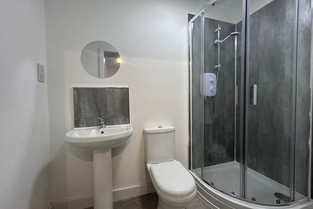 Apartment 17, Reservoir House, West Street, Chesterfield, photo 3
