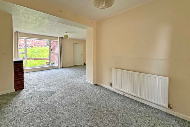 20, Altamira, Exeter photo 4