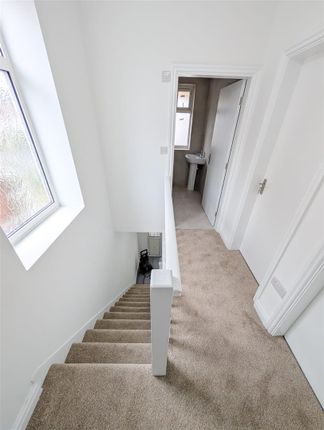 103, Bromwich Street, Bolton photo 4