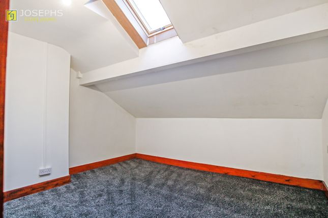 39, Bromwich Street, Bolton photo 4
