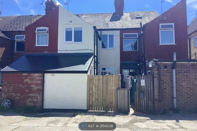 Crown St, Clowne, Chesterfield photo 2