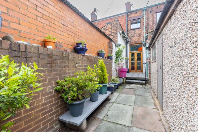 30, Railway Road, Chorley photo 4