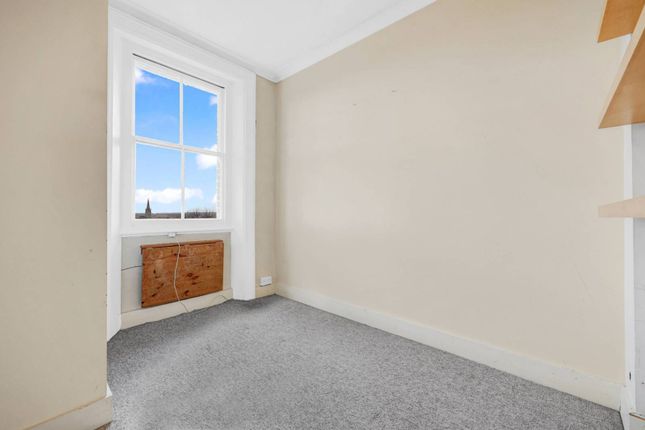 Flat to rent in Manor Mount, Forest Hill, London