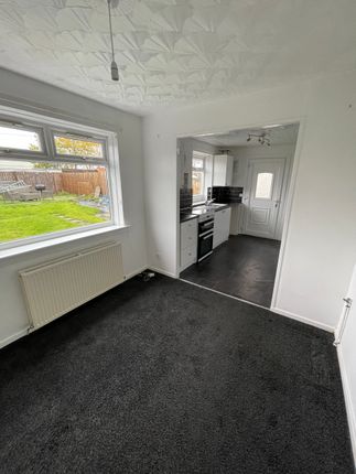 End terrace house to rent in Kenshaw Avenue, Larkhall