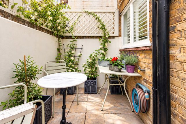 1, Richards Place, London photo 3