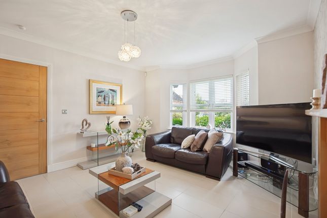 33, Polden Avenue, Glasgow photo 4