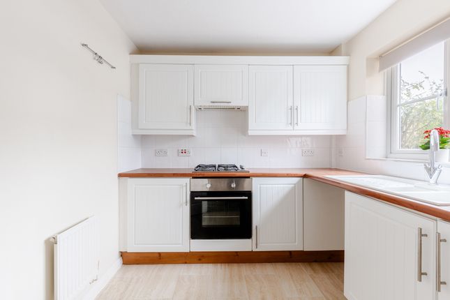 74 Wheatfield Drive, Bristol photo 4