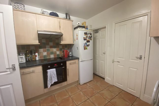Room 6 9,, Marshall Road, Cambridge photo 4