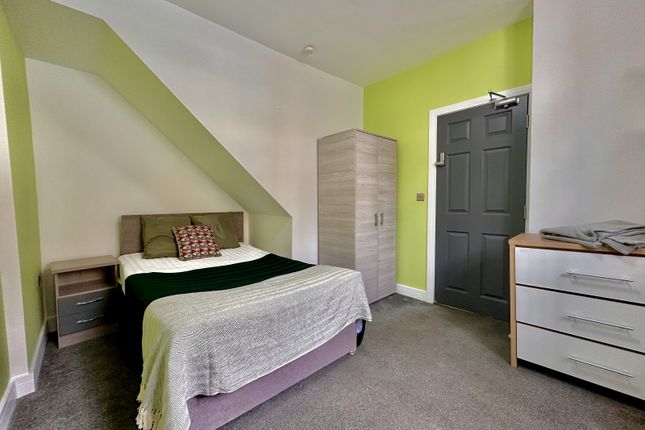 Thumbnail Shared accommodation to rent in Pindar Street, Barnsley, Barnsley