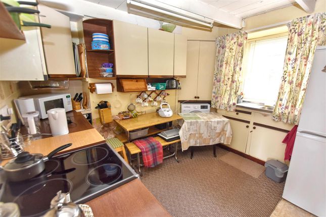 7, Higher Albion Row, Redruth photo 4