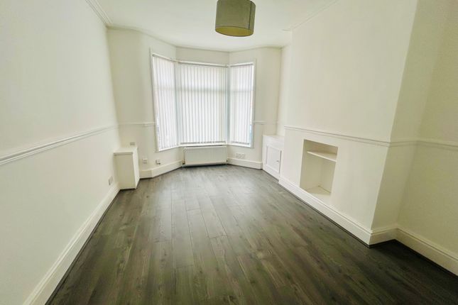 62, Liverpool photo 2