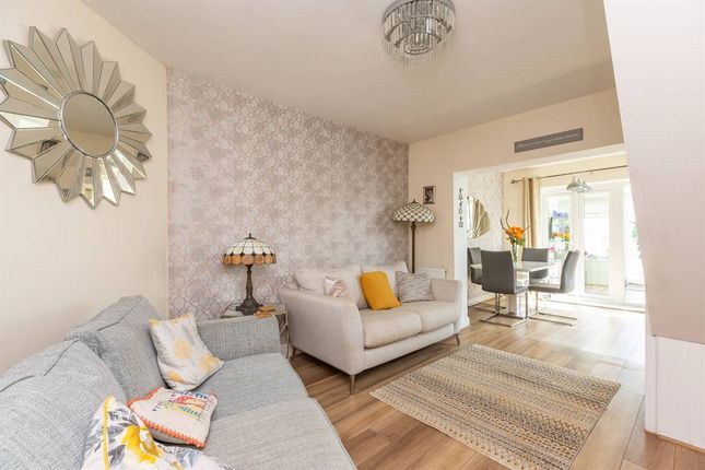 5, Orchard Close, Whitstable photo 4