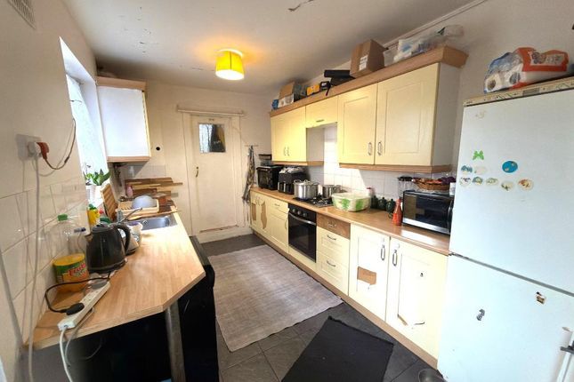 67, Clarendon Road, Luton photo 4