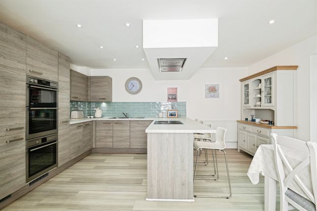 27, Avion Gardens, West Malling photo 4