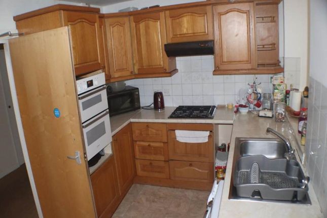 Bishops Rise (Room 2), Hatfield Hertfordshire photo 3