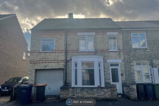 Thumbnail Terraced house to rent in Brookfields, Cambridge
