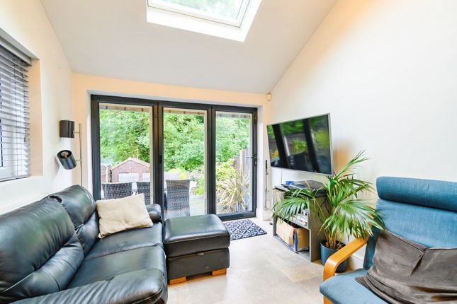 256, Worsley Road, Manchester photo 4