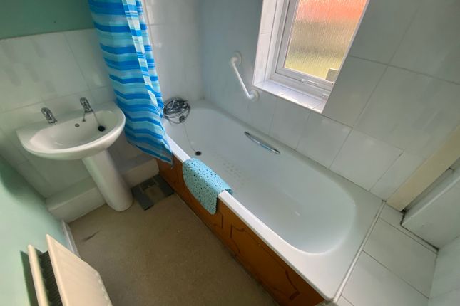53, Thornfield Road, Consett photo 5