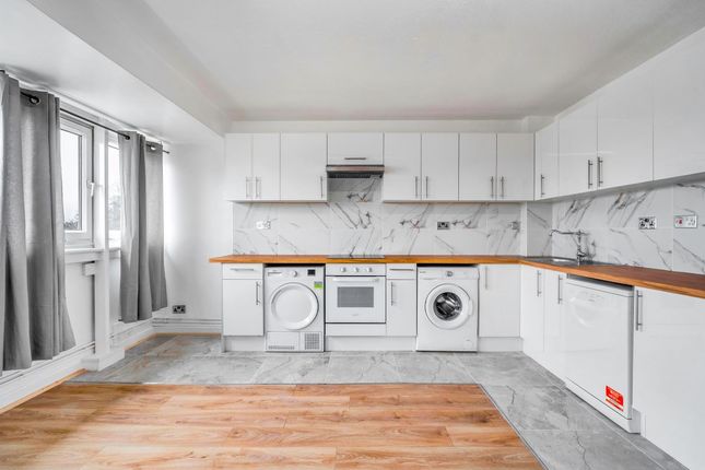 24, Timsbury Walk, London photo 2
