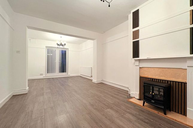 81, Christopher Way, Liverpool photo 2