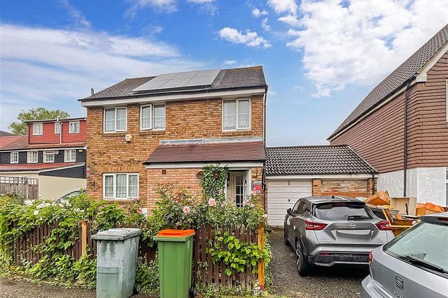 Thumbnail Detached house for sale in Vanbrugh Close, London