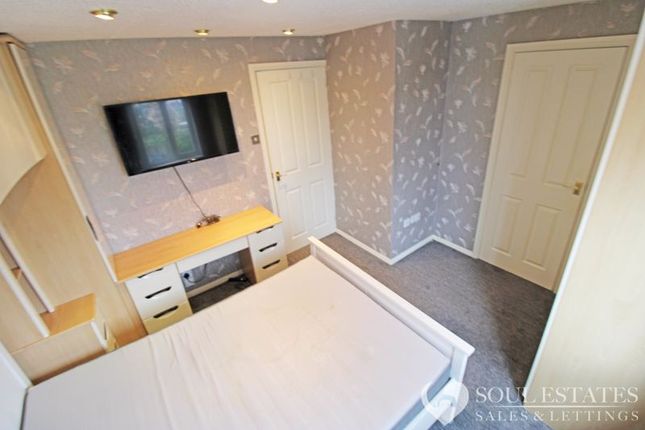 Detached house to rent in Spring Meadow, Tipton