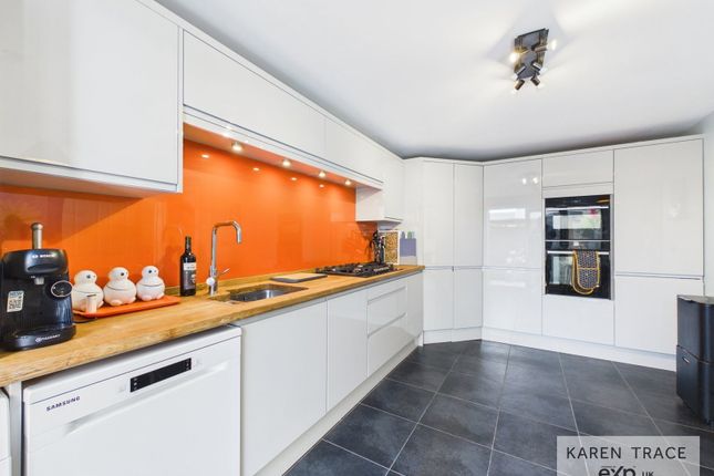 28, Brewery Drive, St. Austell photo 2
