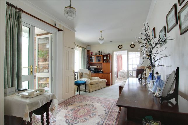 52, Midhurst Drive, Worthing photo 4