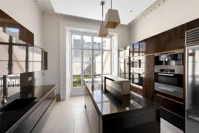 End terrace house for sale in Eaton Place, London