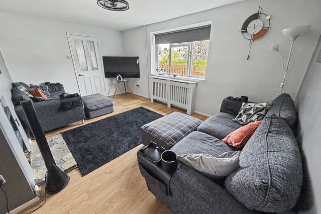 9 Cowleymoor Road, Tiverton photo 3
