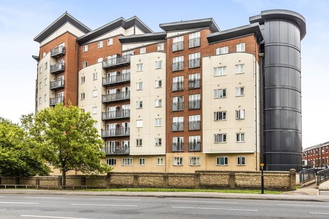 Block of flats for sale in Slough, Berkshire