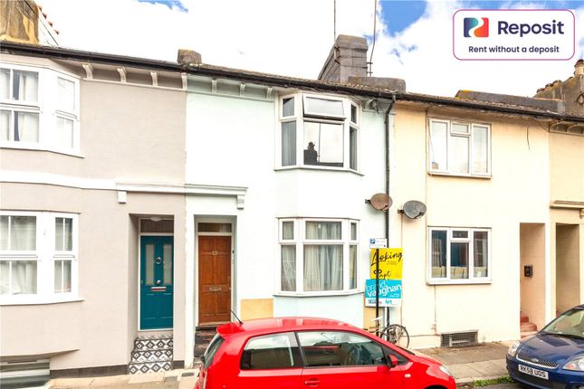 Terraced house to rent in Park Crescent Road, Brighton, East Sussex