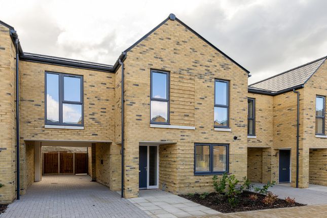 3-bed house on 455, Longhoughton Avenue, Ebbsfleet Garden City, £515,000