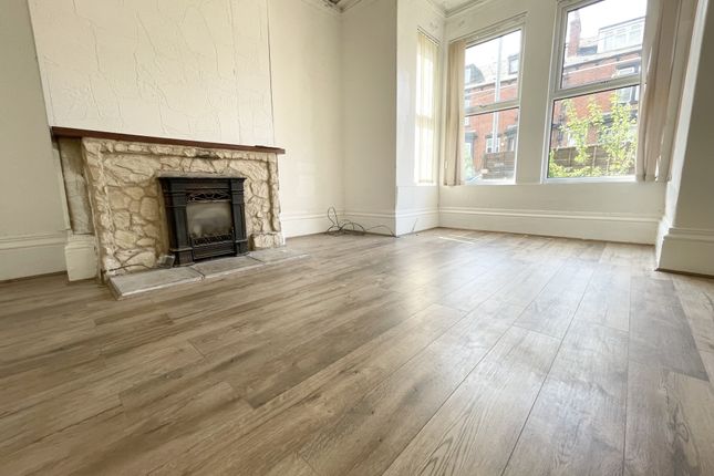 6, Rowland Place, Leeds photo 4