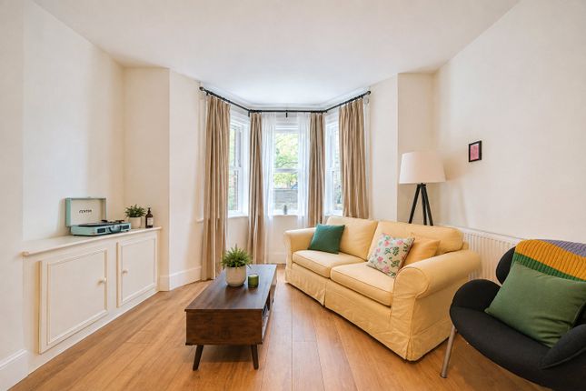 Flat 1, 84, East Dulwich Road, London photo 4