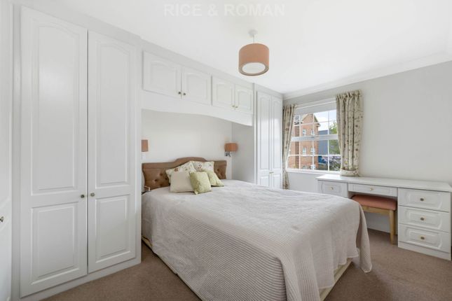 29 Academy Gate, London Road, Camberley photo 4