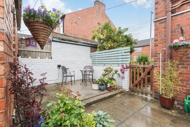 53, Joffre Avenue, Castleford photo 4