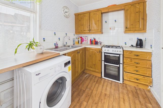 17, Tudor Avenue, Wallasey photo 2