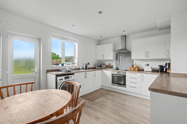 11, Oakfield Road, Nottingham photo 4