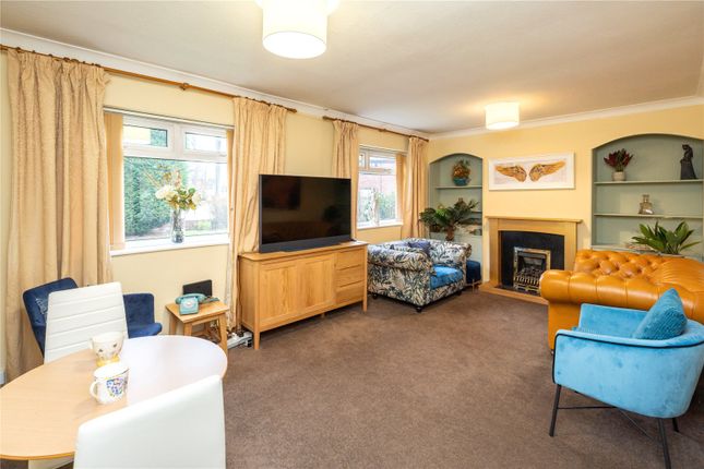 2, Greymist Avenue, Warrington photo 3