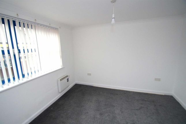 1, 178 Clock Tower Lofts, Leeds photo 5