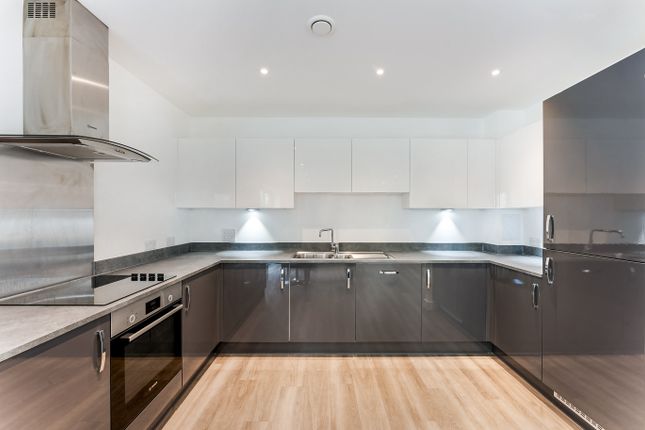 Thumbnail Flat to rent in Rolfe Terrace, London