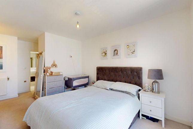 2 Bedroom For Sale At Mahindra Way, Beckton, E6 By