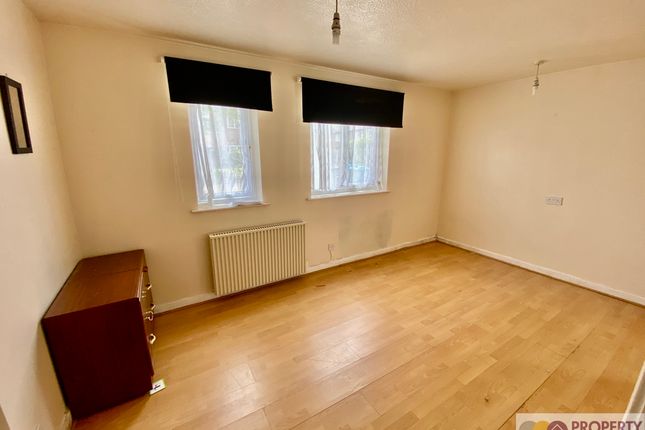 27 Lockington Close, Chellaston photo 2