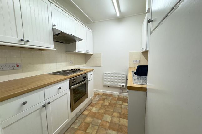 3 The Mews, Bydown, Barnstaple photo 2
