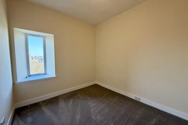 Second Floor Right, 78 Walker Road, Aberdeen, AB11 8BP, Aberdeen photo 4
